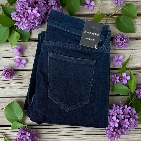 Blackheart Hot Topic NWT Women's Junior 3 Indigo Stingerette Super Skinny Jeans - Picture 1 of 9